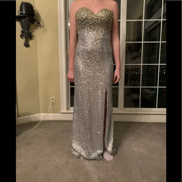 Temptations Prom Dress - Picture 1 of 5